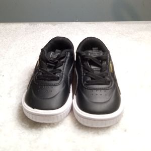 Baby Black/White Puma Pre-owned Size 5C